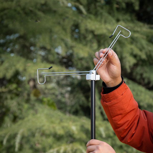 Cây treo đèn dã ngoại lắp ghép ren xoắn, dựng nhanh không cần dụng cụ