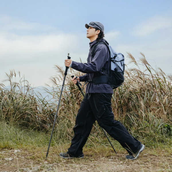 Gậy trekking carbon 4 khúc