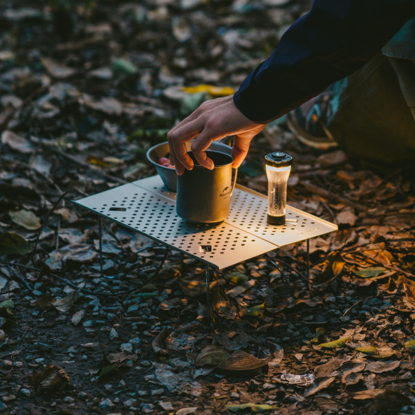 Bàn siêu nhẹ naturehike