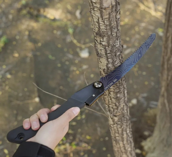 Cưa gấp gọn ise mount dùng tỉa cành cây trong vườn