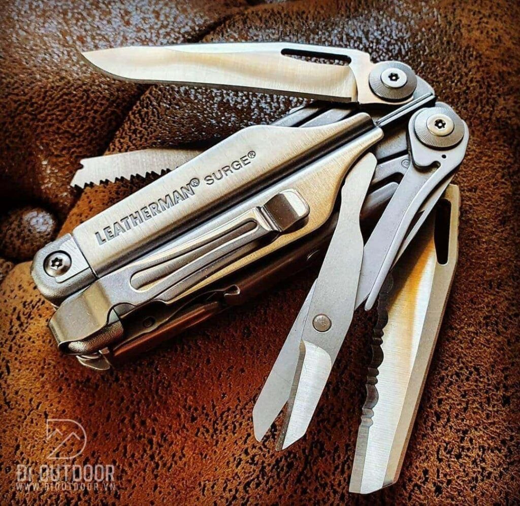 Đánh giá kìm đa năng leatherman surge Đánh giá kìm đa năng leatherman surge