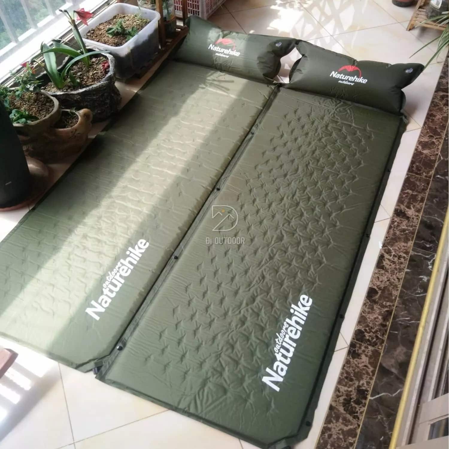 Đệm lót túi ngủ du lịch