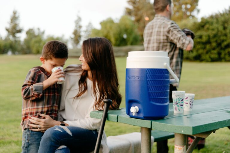 Thùng đá dã ngoại igloo sport 7. 6l