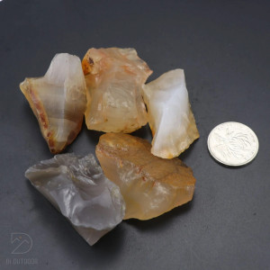 đá lửa sinh tồn