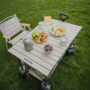 bàn camping lắp trên xe kéo