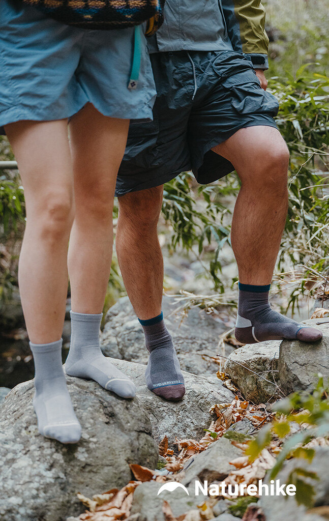 Tất thể thao dã ngoại naturehike cyy2551fs011 vải coolmax kháng khuẩn nhanh khô