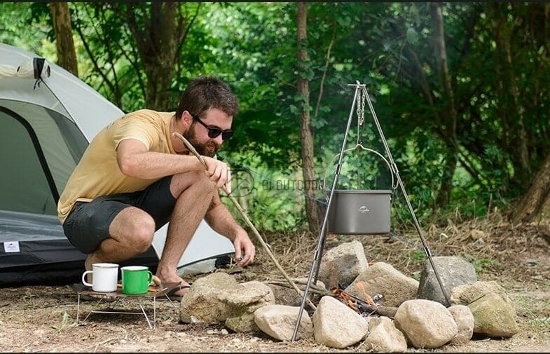 Giá treo nồi dã ngoại cắm trại gấp gọn naturehike Giá treo nồi dã ngoại cắm trại gấp gọn naturehike